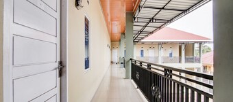 OYO 93087 Wisma Apel Syariah