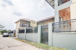 Fachada da propriedade