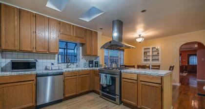 Sam Hughes Retreat by Velo