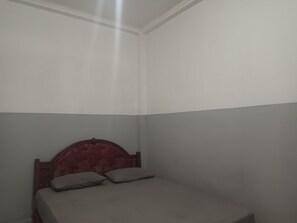 디럭스 더블룸 | 책상, 노트북 작업 공간, 무료 WiFi, 침대 시트
