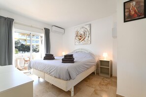 2 soverom, strykejern/-brett, wi-fi (inkludert) og sengetøy