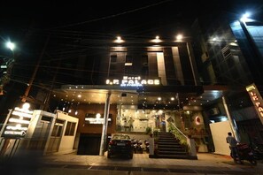 Front of property - Hotel I.P. Palace (Lucknow)