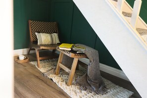 Interior - A Lil cosy Belfast home  (Belfast)