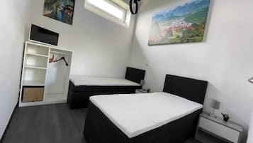 3 Schlafzimmer, Reisekinderbett, WLAN