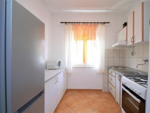 Frigorífic, microones, forn i rentaplats