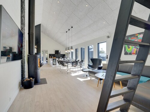 "Henrikke" - 500m to the fjord by Interhome