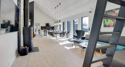 "Henrikke" - 500m to the fjord by Interhome