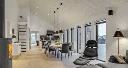 "Jonne" - 200m to the fjord by Interhome