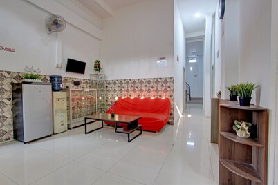 Hotel O New Puspa Residence