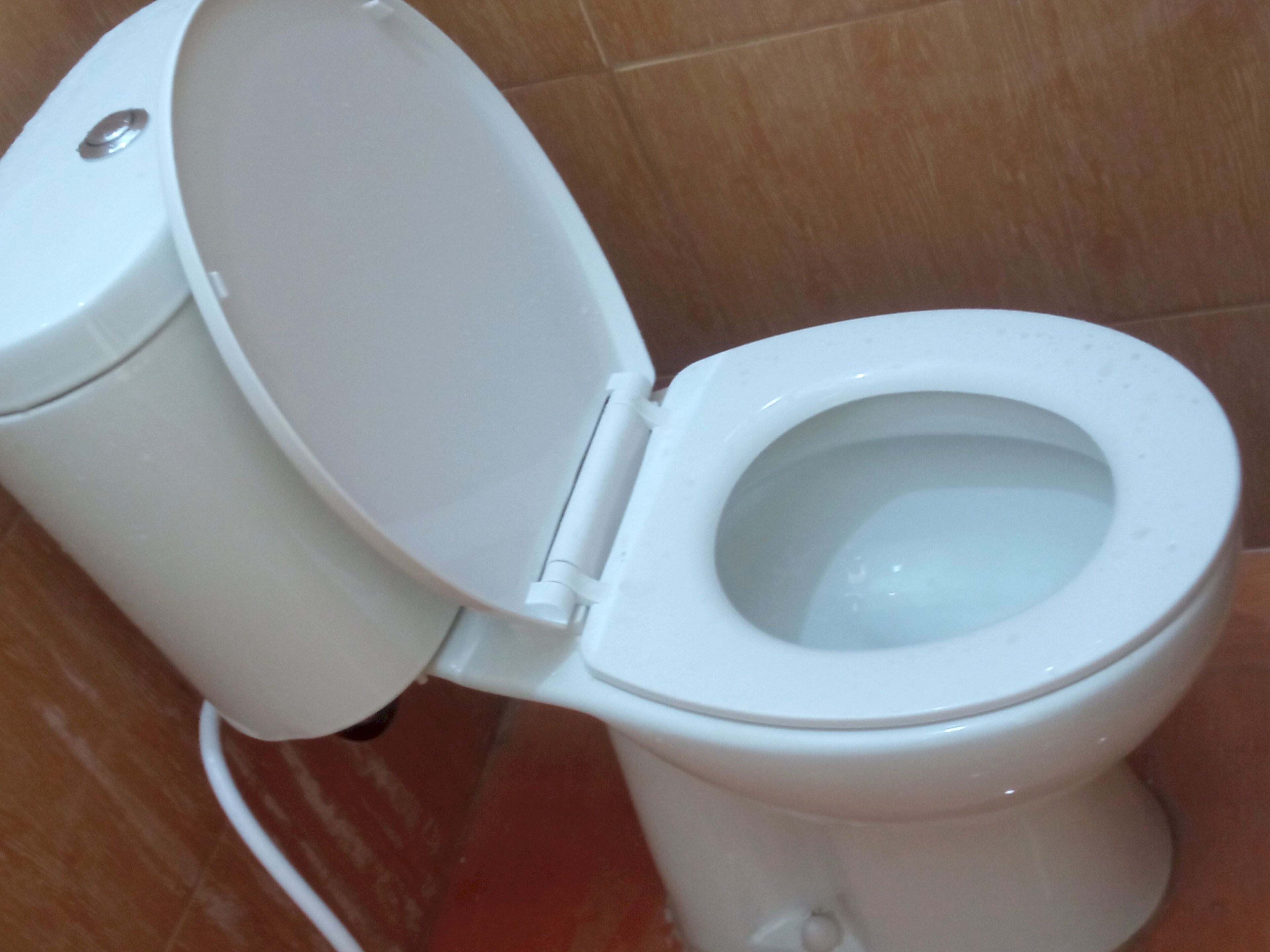 standard twin room | bathroom | shower, towels