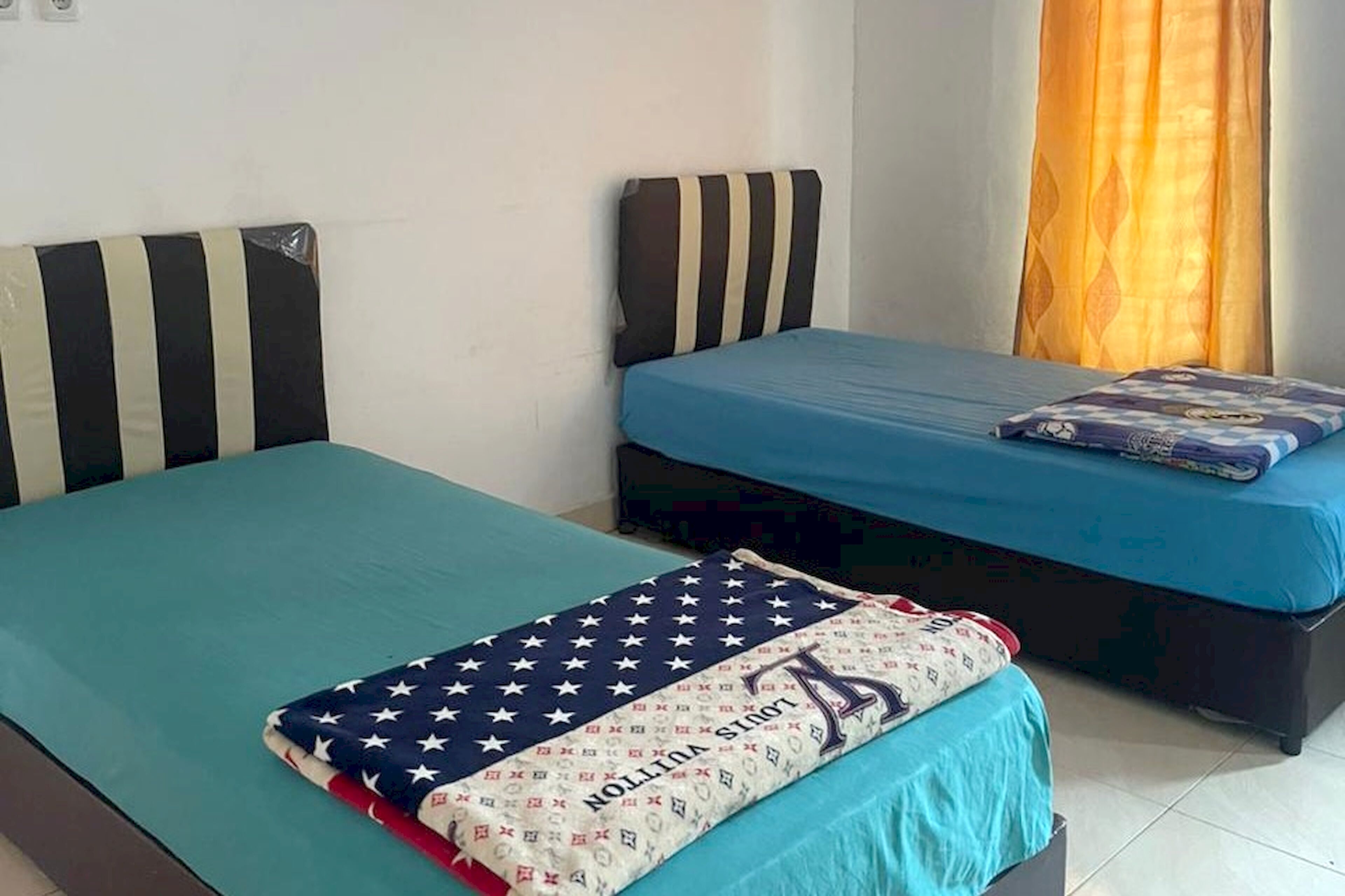 standard twin room | 1 bedroom, laptop workspace, free wifi, bed sheets
