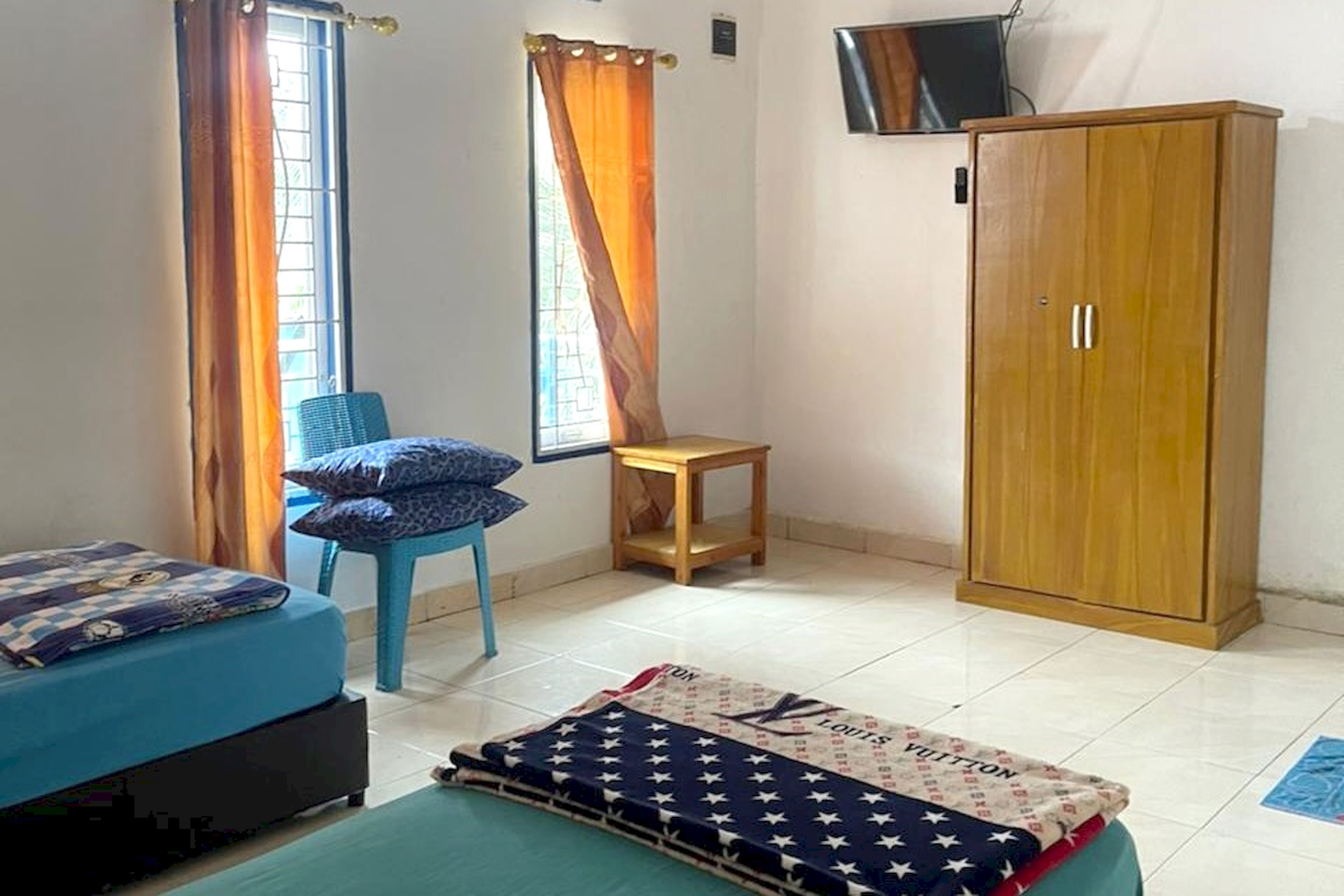 standard twin room | 1 bedroom, laptop workspace, free wifi, bed sheets