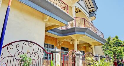 OYO 93108 Homestay H Syarif Syariah – RA Kartini