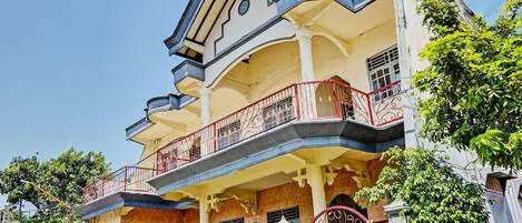 Facciata della struttura