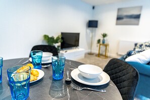 Dining - Stylish & Contemporary 2 Bedroom House in Worksop (Worksop)