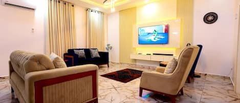 Executive Apartment | Living area