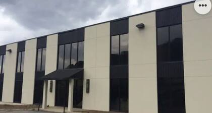 New private suite room inside the apartments building loft by UAB / Downtown.