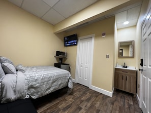1 bedroom, iron/ironing board, WiFi