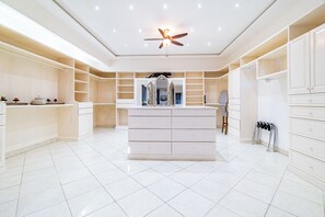Superior tweepersoonskamer, voor 1 persoon | Garderobe