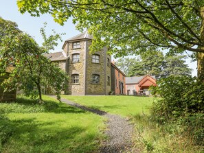 Exterior - Nanthir House (Llandrindod Wells)