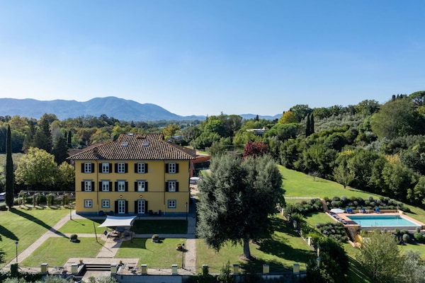 Villa Pacini - Just 1,8 Km Outside Lucca Wall - Pool - Lucca