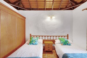 2 camere, ferro/asse da stiro, Wi-Fi gratuito, lenzuola