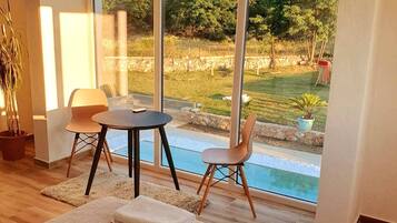 Vila, 3 kamar tidur, Boleh Merokok, kolam renang pribadi | Pemandangan dari properti