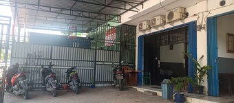 OYO 93117 Penginapan Tiga Dara