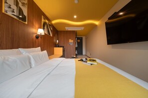 Collection D | Premium bedding, blackout drapes, soundproofing, iron/ironing board