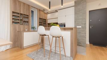 Apartment, 3 Bedrooms, 2 Bathrooms | Private kitchen | Microwave, dishwasher, coffee/tea maker, cookware/dishes/utensils