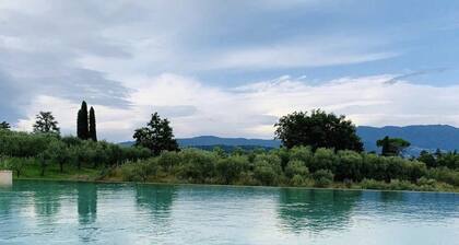 Villa Pacini - à seulement 1,8 km des remparts de Lucques - Piscine