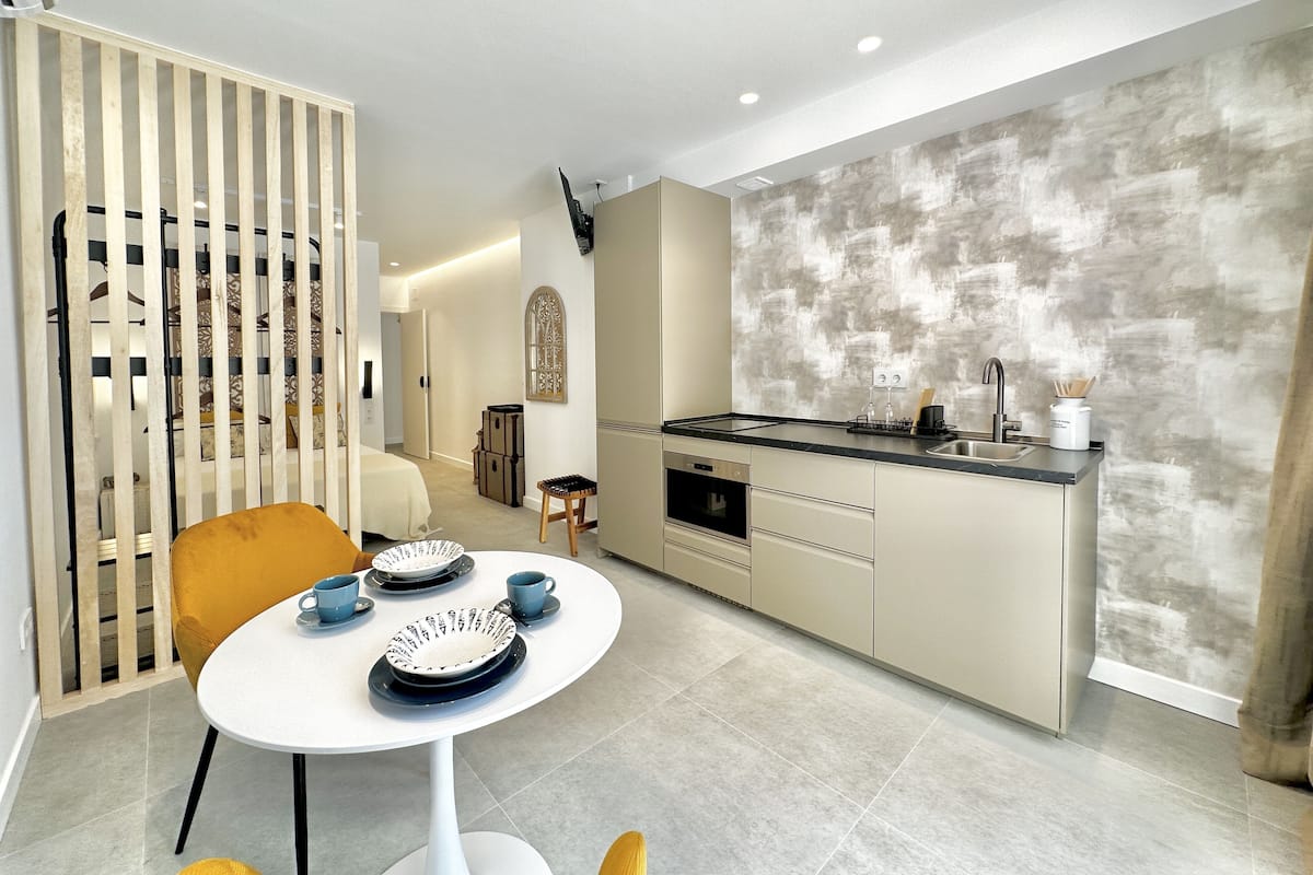 1 Schlafzimmer, Bügeleisen/Bügelbrett, kostenloses WLAN, Bettwäsche
