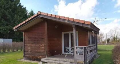 Chalet 3 Ă la campagne Ă 2min du centre ville Ă 15 min de Vulcania