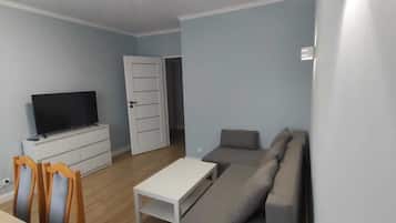 Apartamento básico | 1 dormitorio, wifi gratis, ropa de cama