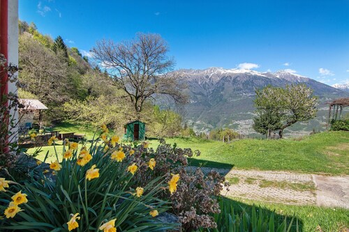 Vacation Home 'Natura e Relax' with Mountain View, Private Garden, BBQ & Wi-Fi