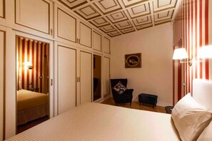 1 bedroom, in-room safe, iron/ironing board, free WiFi