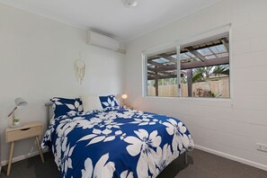 4 bedrooms, iron/ironing board, travel crib, free WiFi
