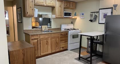 Studio Unit ONLY 10 Minutes to WVU!