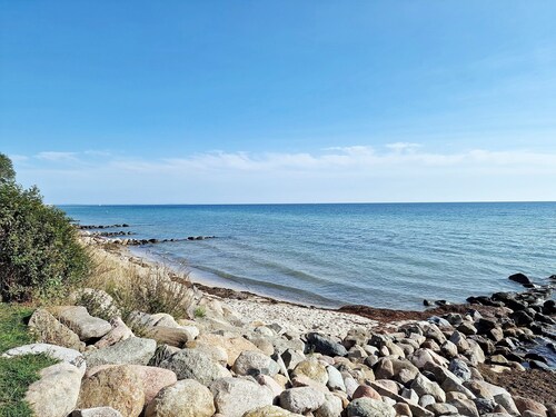 Willkommen im Haus Hamburg 106 - direkt an der Wasserkante!