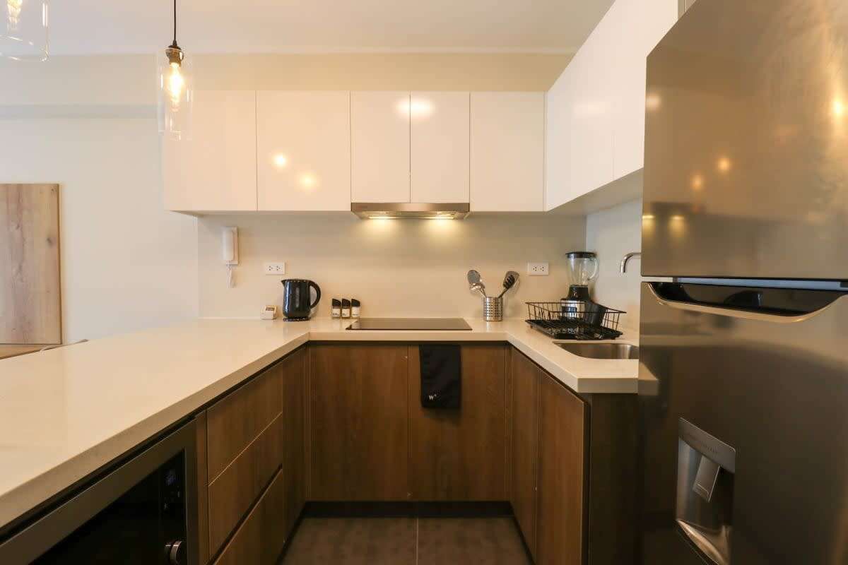 雪櫃、微波爐、焗爐、爐具