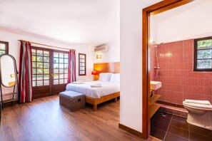 4 Schlafzimmer, Bügeleisen/Bügelbrett, WLAN, Bettwäsche