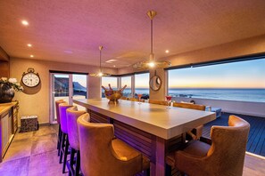 Dining - Clifton YOLO Spaces - Clifton Private Beach Villa (Cape Town)