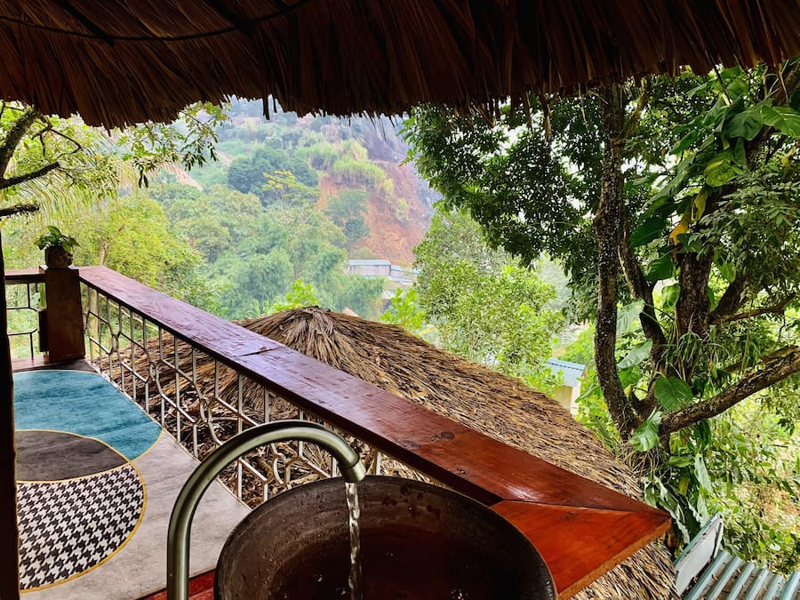 Standard Tree House | WiFi (free), bed sheets