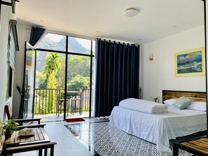Deluxe Double Room, Mountain View | Free WiFi, bed sheets - Muong Retreat (Hoa Binh)