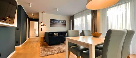 تناول الطعام