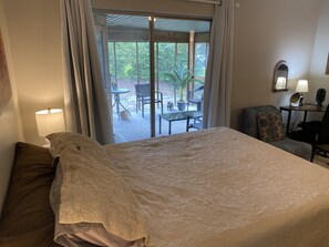 3 makuuhuonetta, silitysrauta/-lauta, Wi-Fi, vuodevaatteet