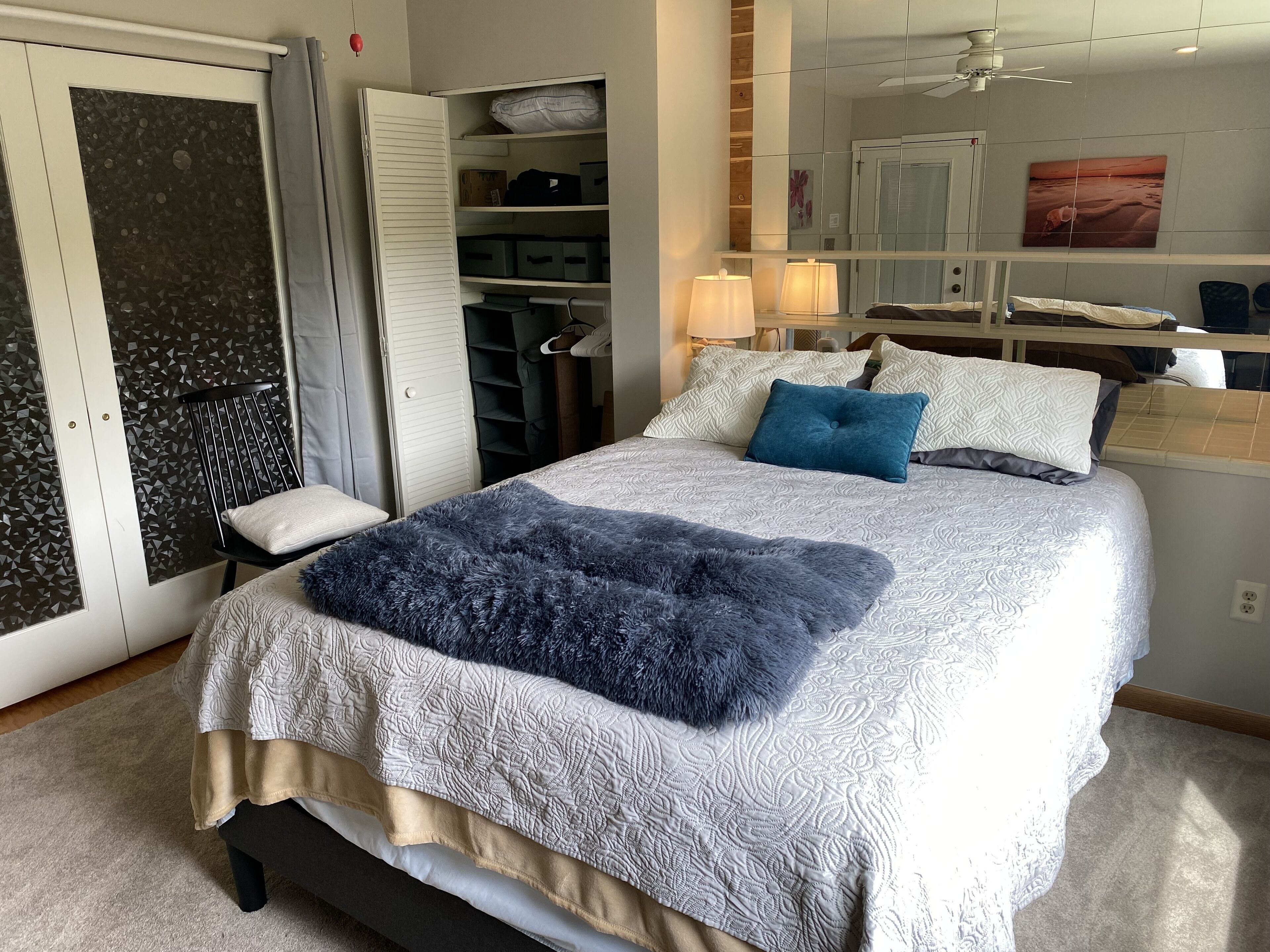 3 bedrooms, iron/ironing board, WiFi, bed sheets