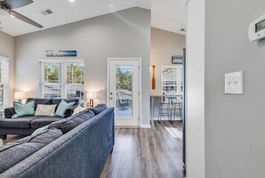 TV - Ocean Lakes Oasis, Golf Cart and Beach Access! (Myrtle Beach)