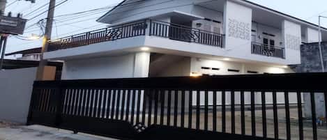 Depan hartanah