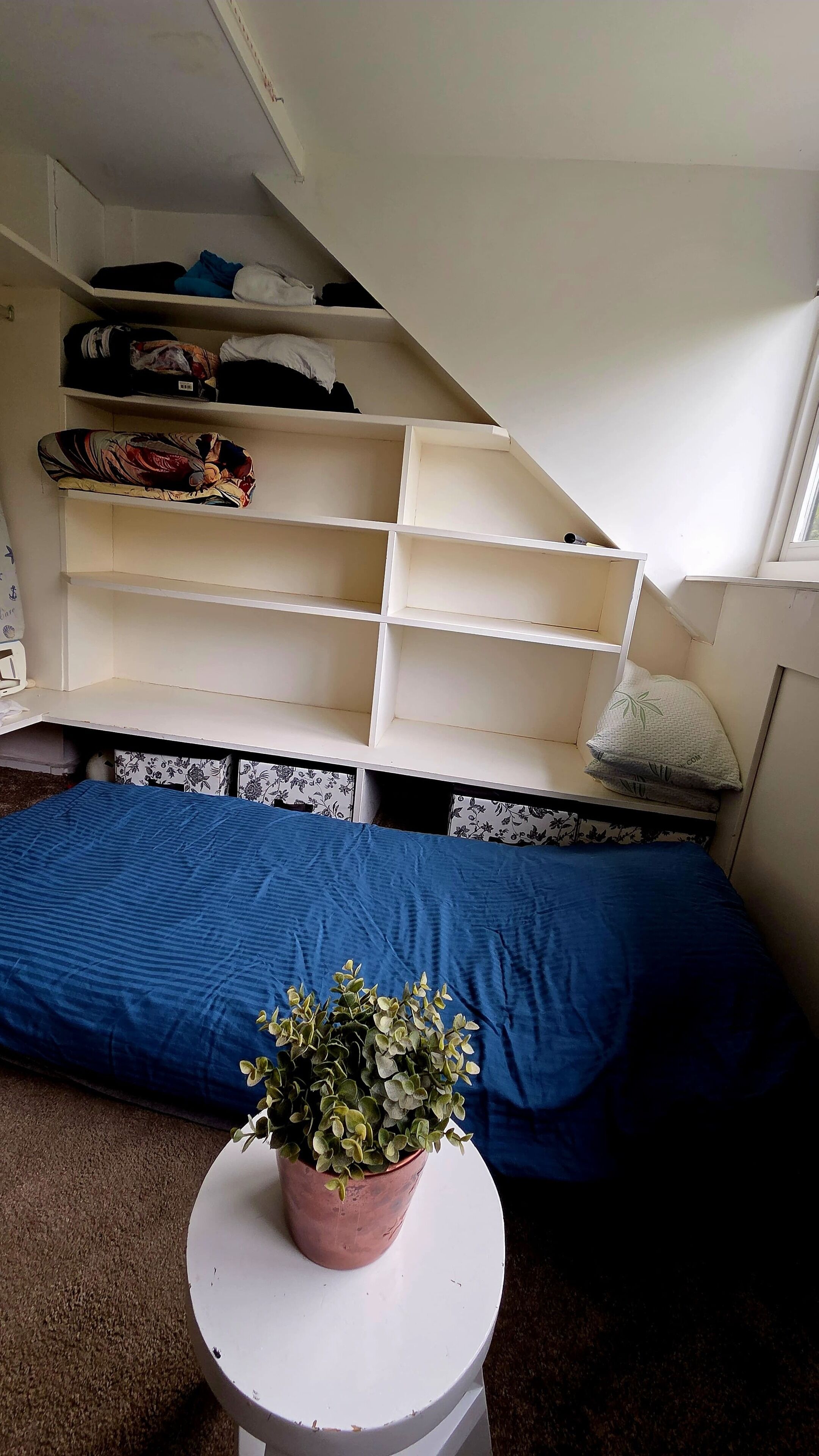 4 camere, una scrivania, ferro/asse da stiro, Wi-Fi gratuito